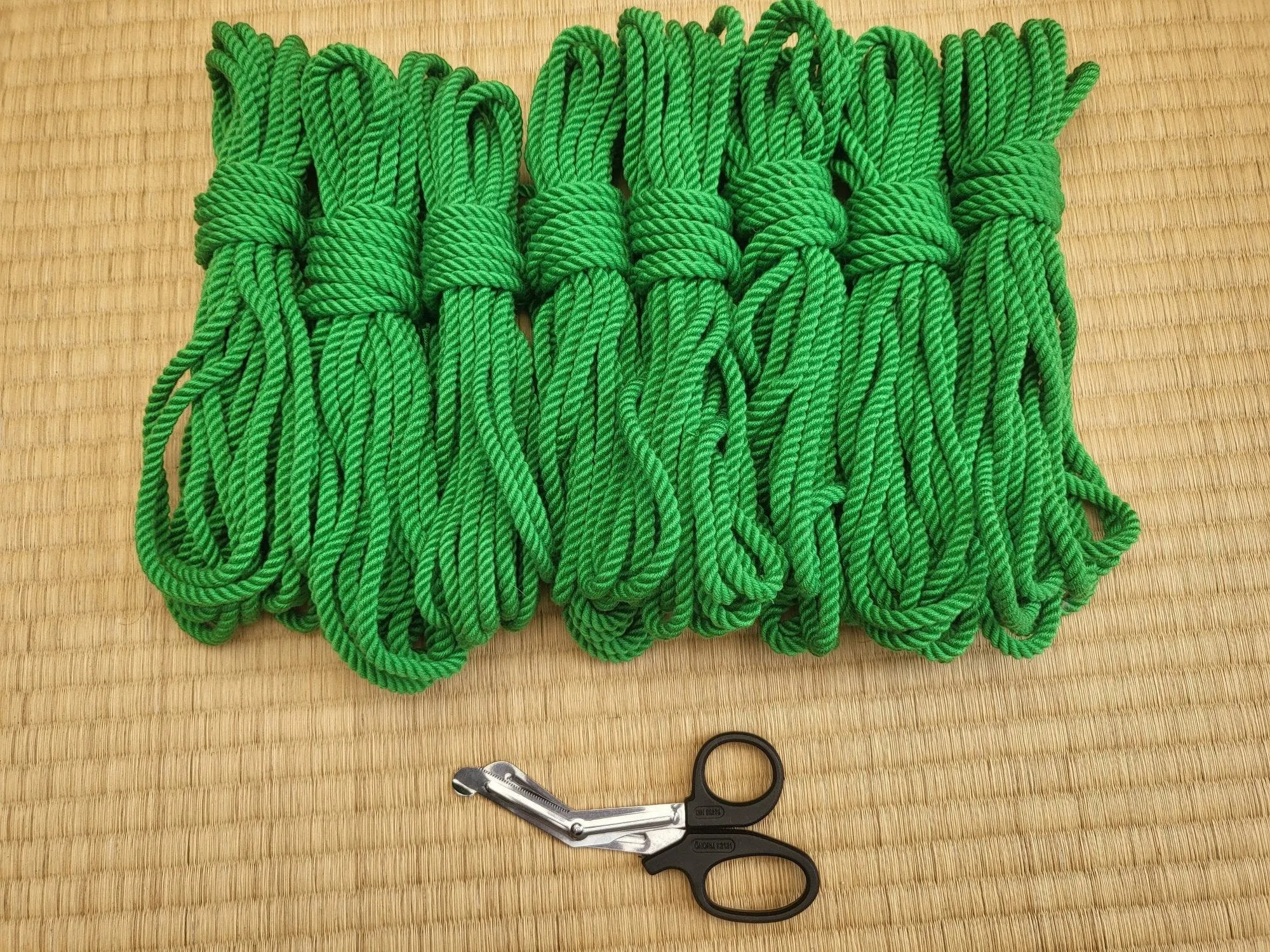 Emerald Green Bondage Rope in Bamboo