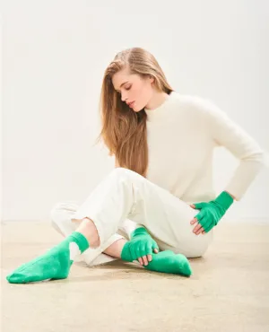 Jumper1234 Heart Green and Cream Socks