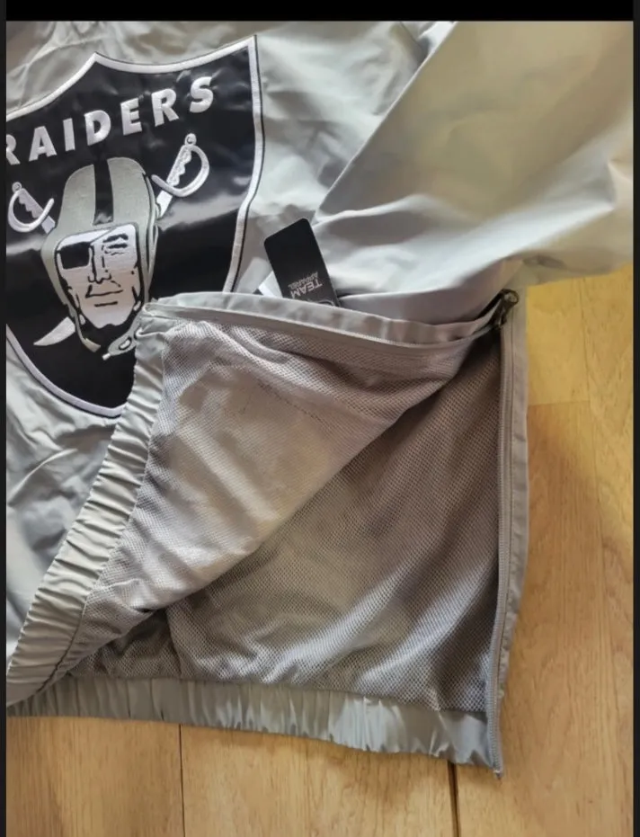 Las Vegas Raiders Light Grey XL Logo Windbreaker Jacket