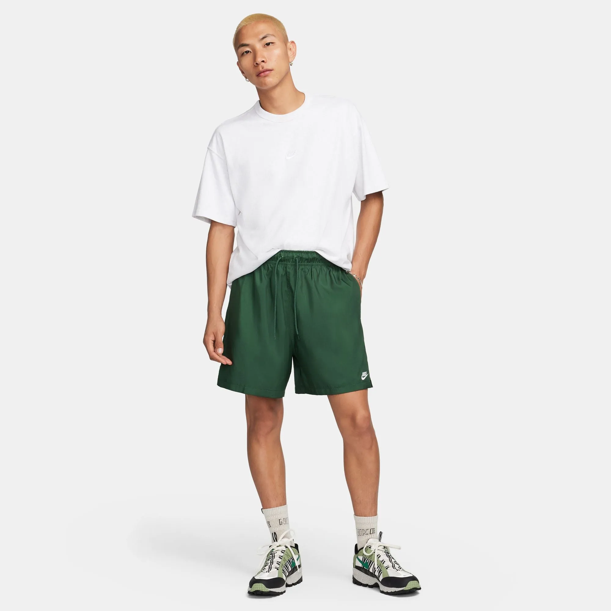 Nike Club Men's Woven Flow Shorts